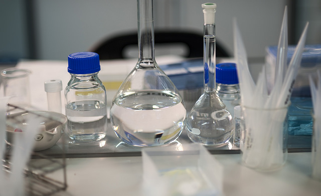 Investigación en la UAH - Laboratorio de Química 